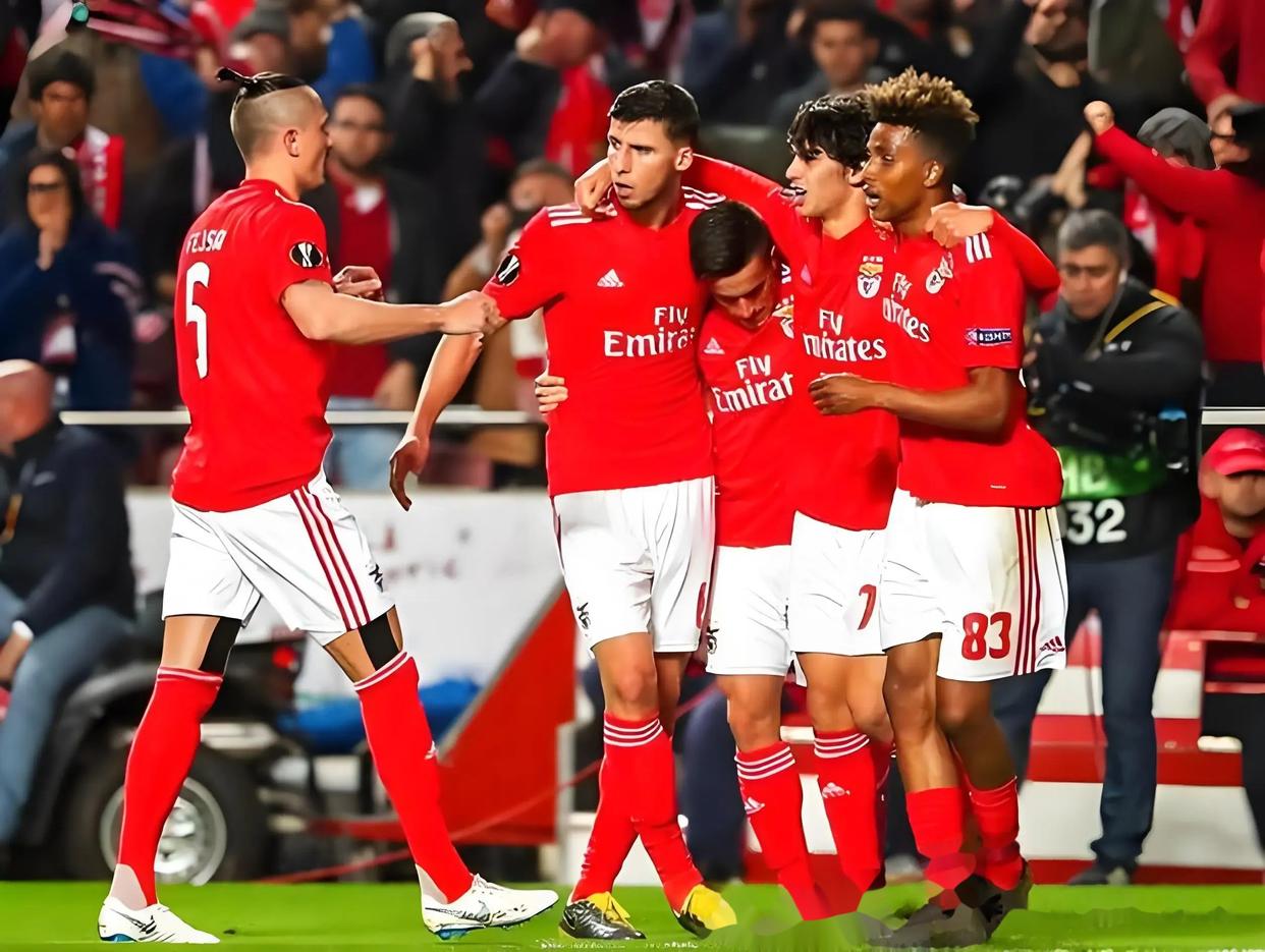 关于风云突变皇家社会赛后复出首秀俄克拉荷马雷霆围绕欧超杯刷新队史纪录，葡超国际比赛日再迎强敌都惊呆了的信息开云中国官网APP